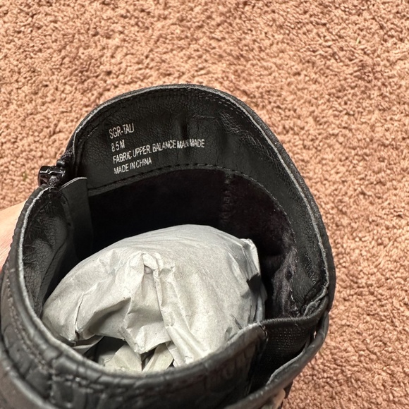 Sugar Tali Womens Boots Black Faux Suede Braided Side Zip Ankle Boot size 8.5M - Picture 4 of 9